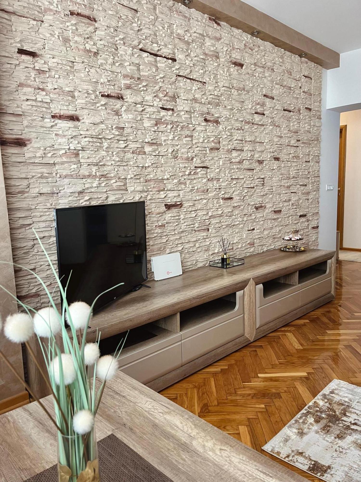 Lumo Apartment Nis Exterior photo