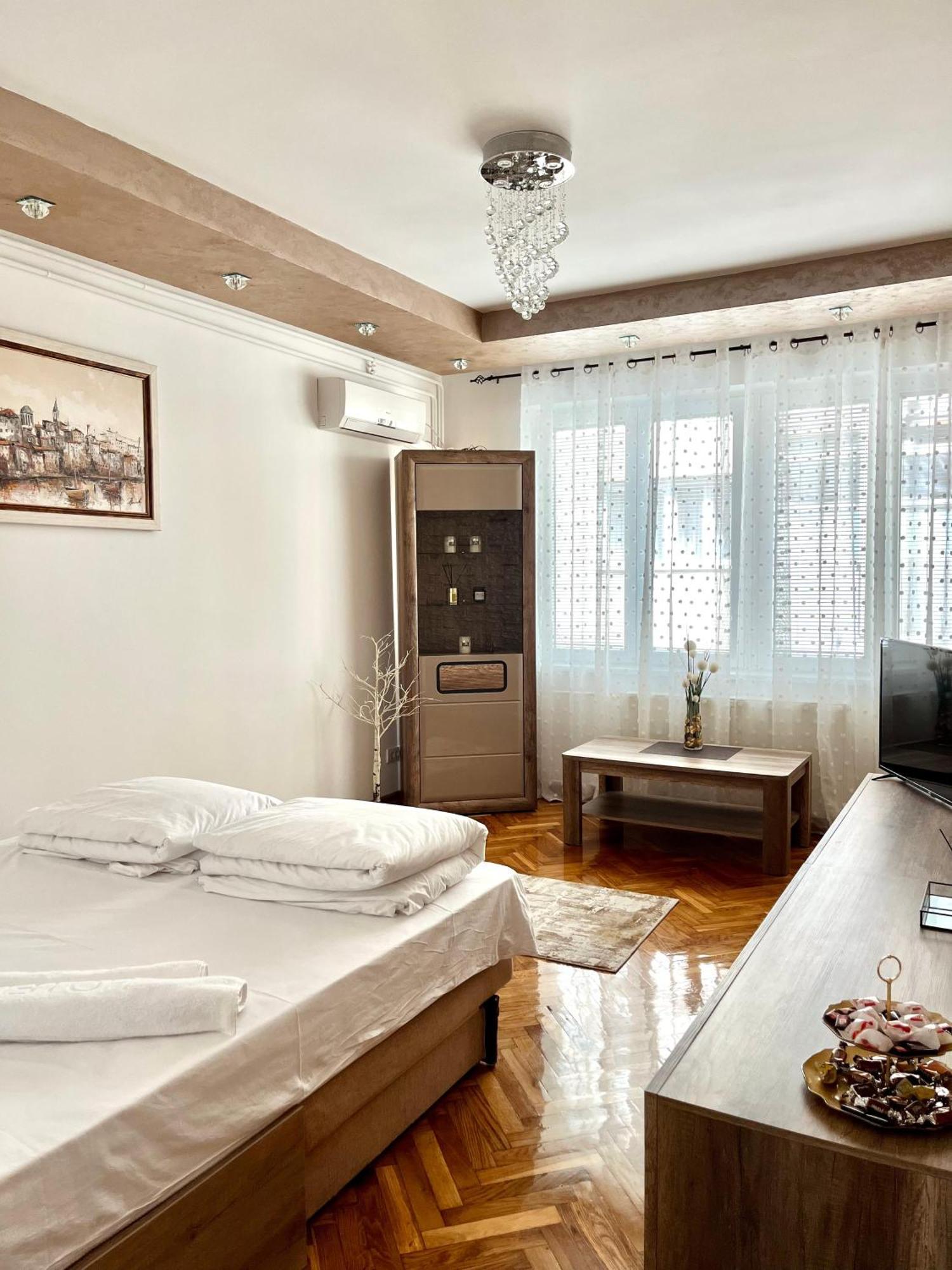 Lumo Apartment Nis Exterior photo